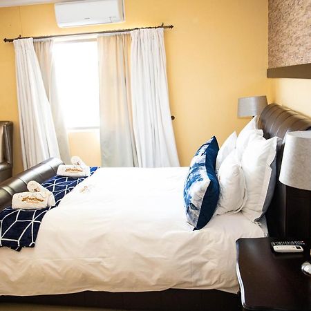A-Z Boutique Guesthouse Windhoek Ngoại thất bức ảnh