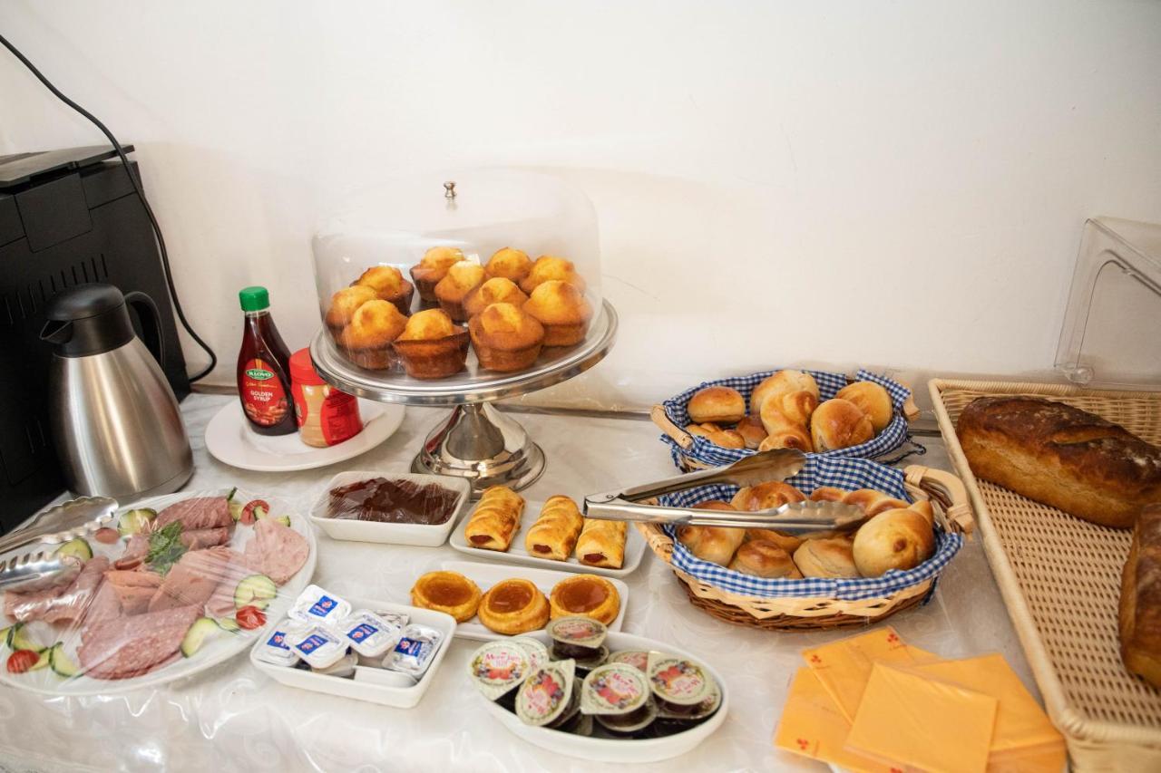 A-Z Boutique Guesthouse Windhoek Ngoại thất bức ảnh