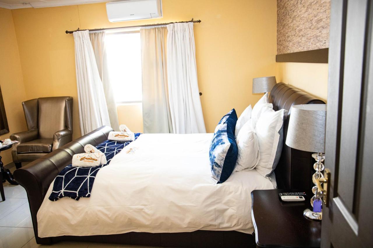 A-Z Boutique Guesthouse Windhoek Ngoại thất bức ảnh