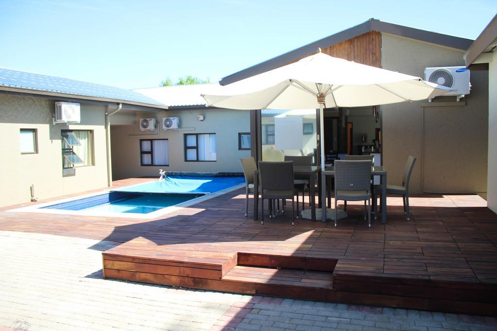 A-Z Boutique Guesthouse Windhoek Ngoại thất bức ảnh
