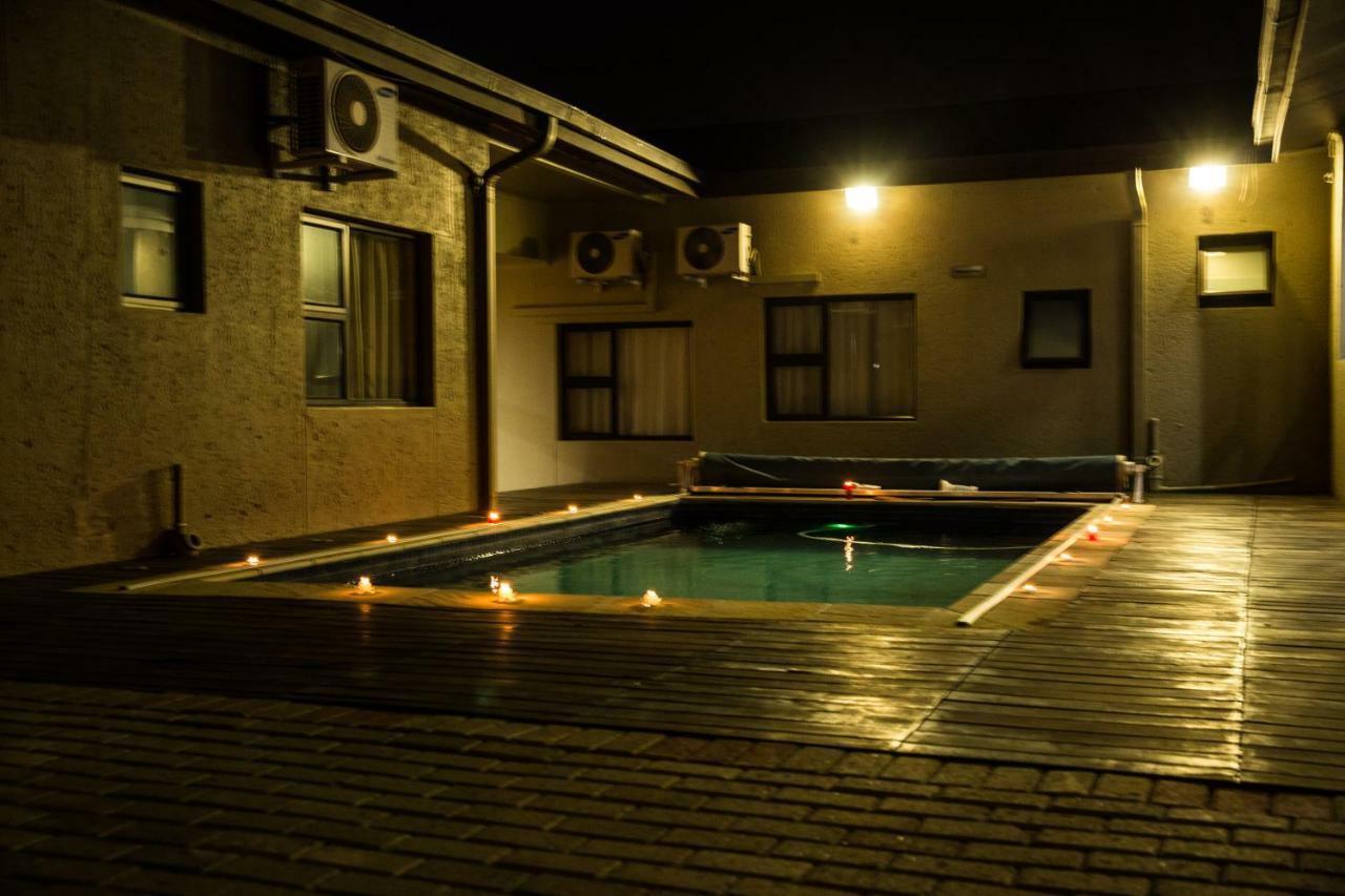 A-Z Boutique Guesthouse Windhoek Ngoại thất bức ảnh